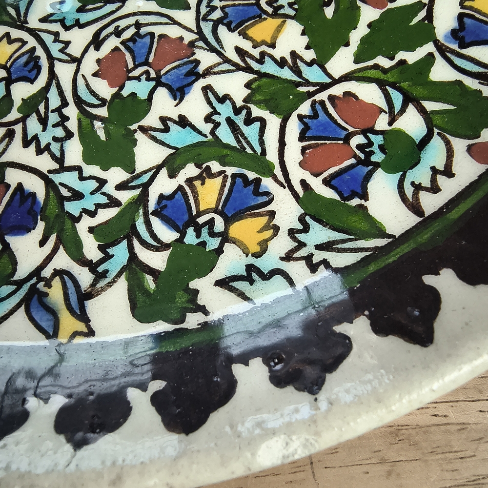 Vintage Multicolor Floral Wall Decor - Picture 5 of 10